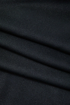 Robe noire ajustée soirée perle