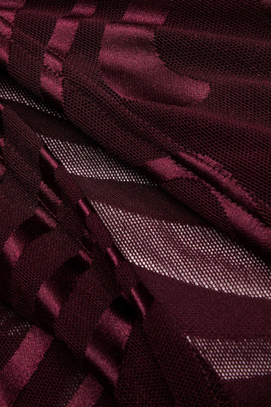 Détail du tissu mesh de la robe longue - Aria
