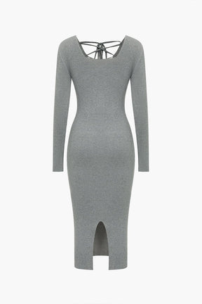 Robe longue tricotée grise vue de dos nuage