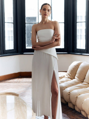 Robe longue plissée vue d'ensemble pluie