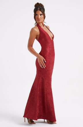 Robe longue rouge détail nœud raffiné