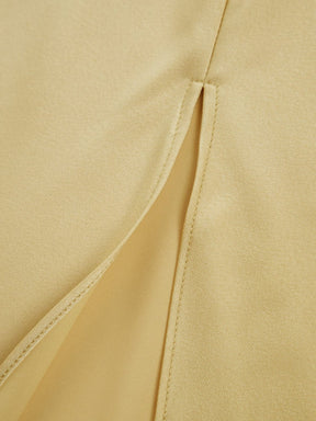 Vue arrière robe dos nu satin océan