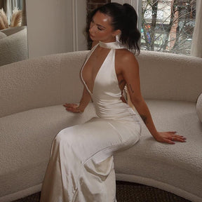 Robe Longue Satinée Col Cravate