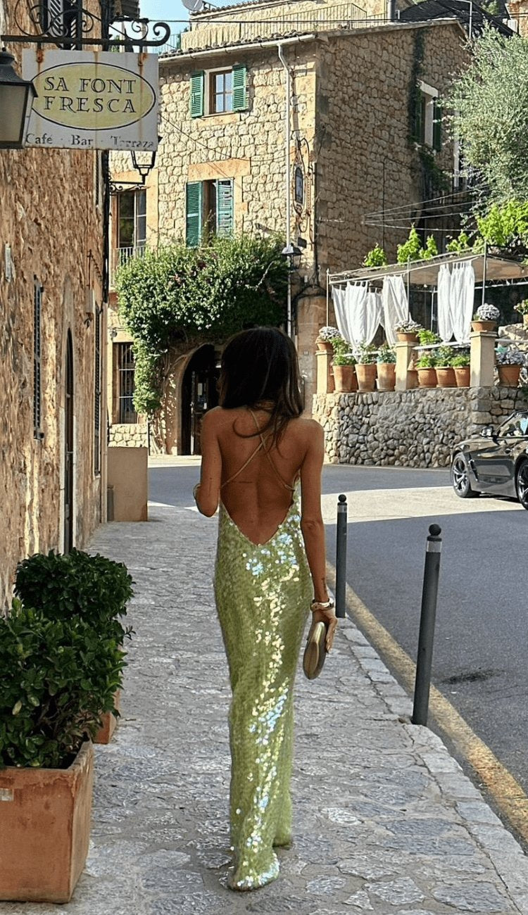 Robe de soirée pailletée vue complète étoile