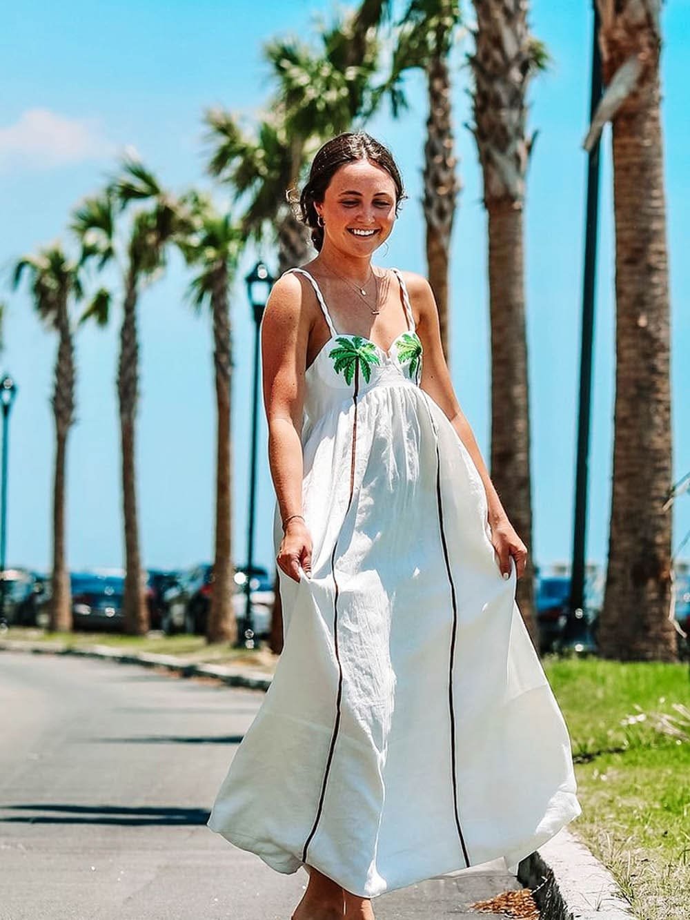 Robe longue blanche motif palmier soleil