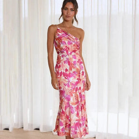 Robe asymétrique fleurie rose vue de face papillon