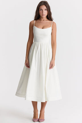 Robe Midi Élégante à Bretelles