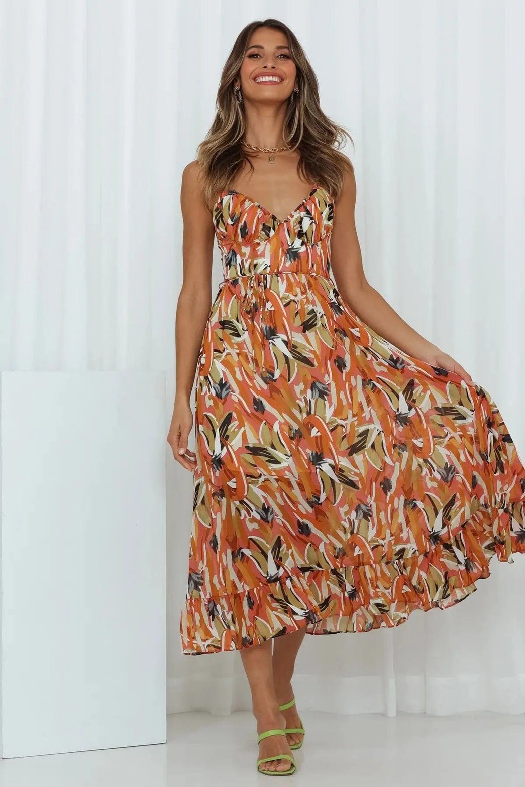 Robe légère à bretelles fines brise
