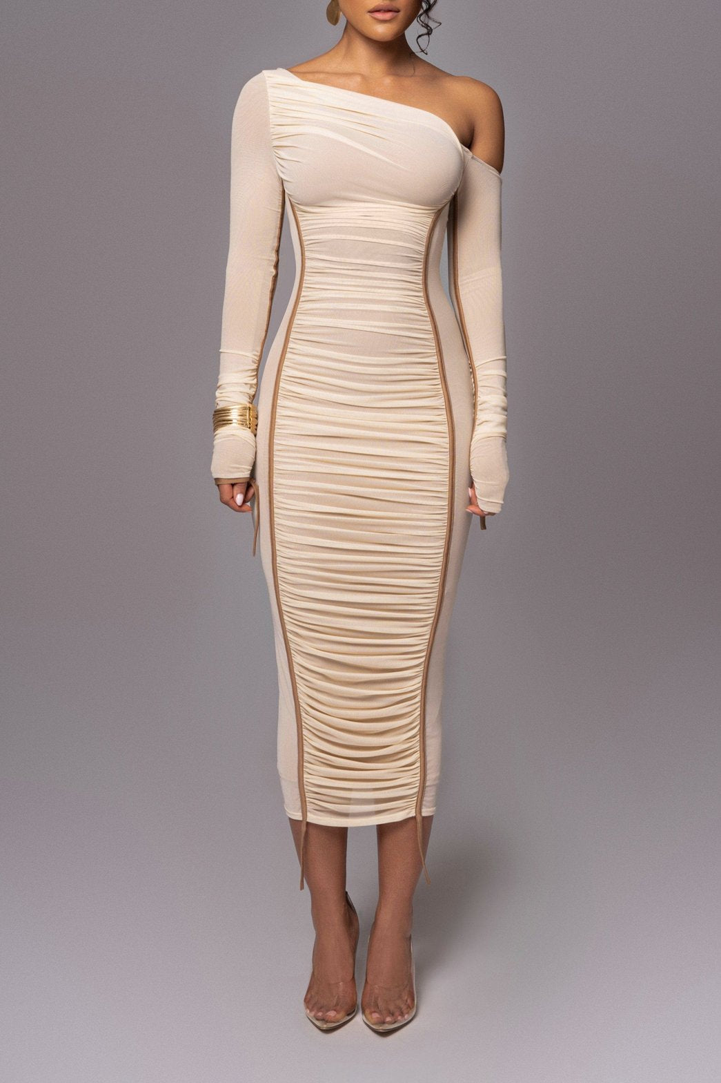 Robe midi moulante élégante étoile