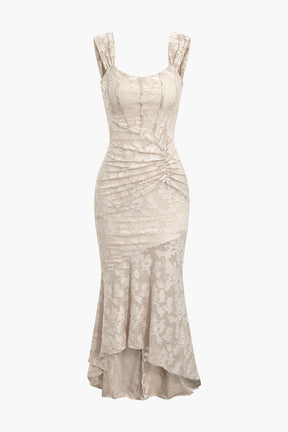 Vue de profil robe midi blanc cassé nuage