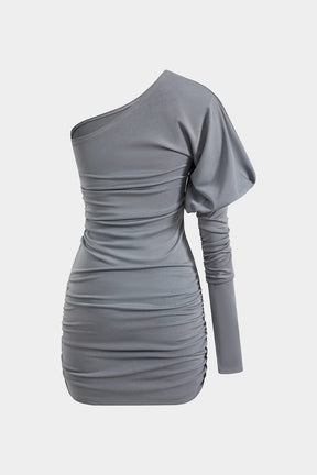 Robe asymétrique grise vue de dos - étoile