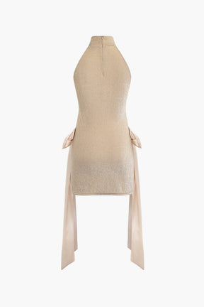 Robe courte élégante avec détails nœuds soleil