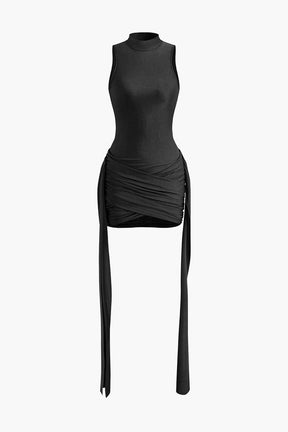 Détail drapé robe moulante style