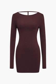Robe dos nu ajustée design
