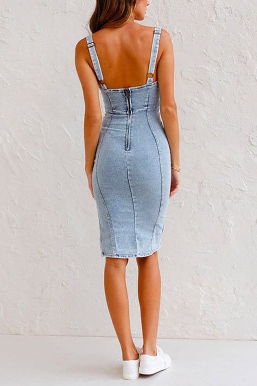 Robe en denim moulante détail dos étoile