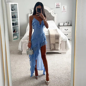 Robe ajustée à volants cascade élégance