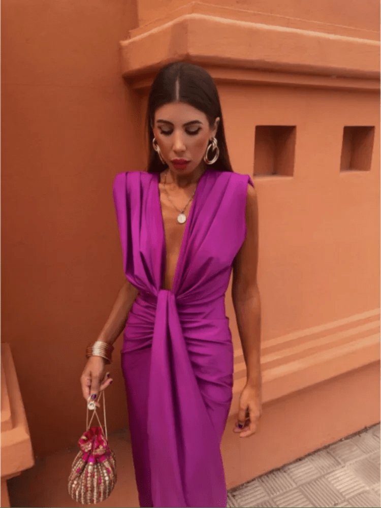 Robe élégante plissée vue latérale cristal
