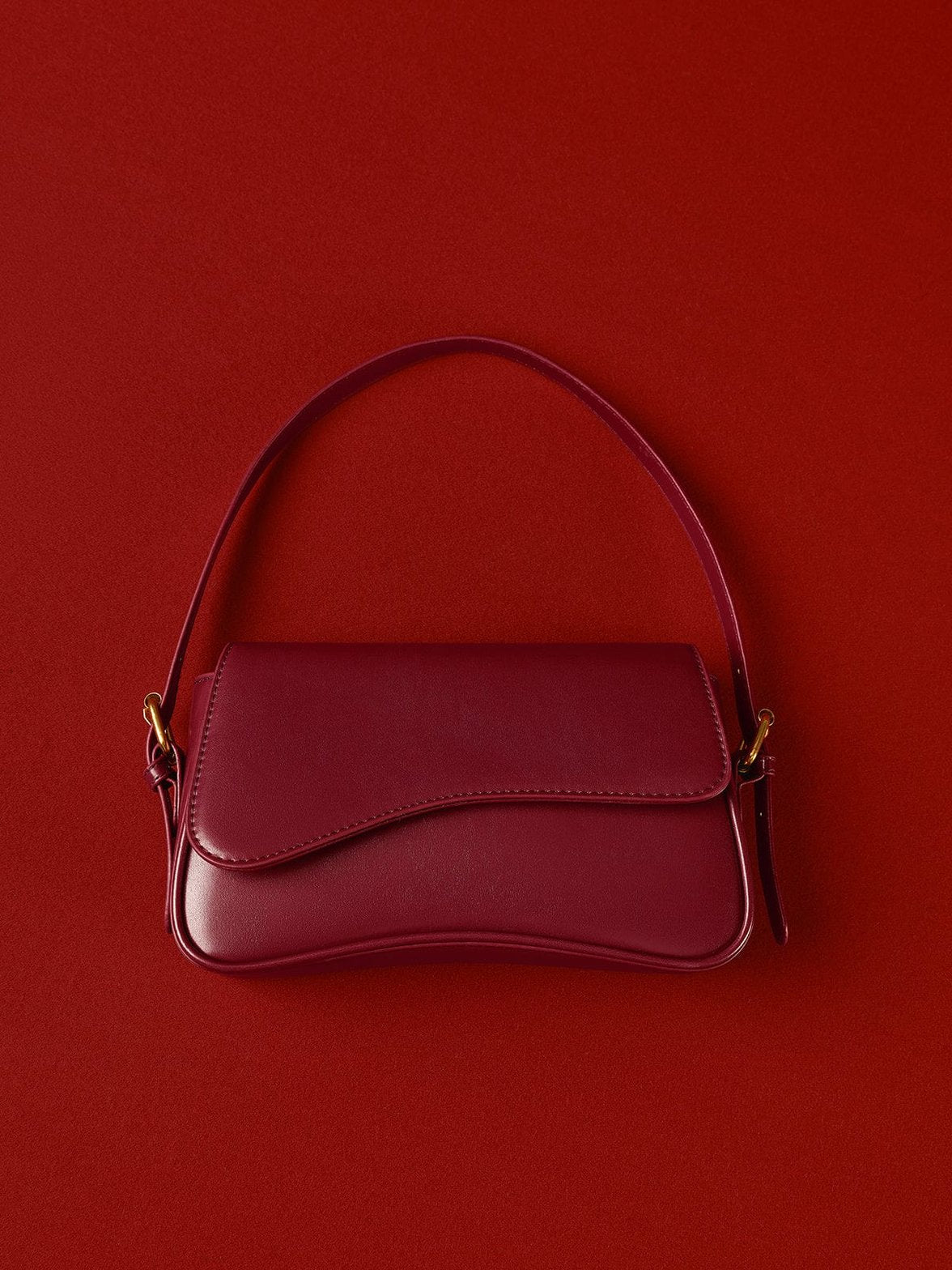 Sac baguette bordeaux élégant soleil