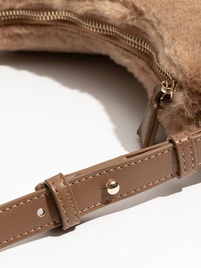 Sac baguette peluche accessoires pluie