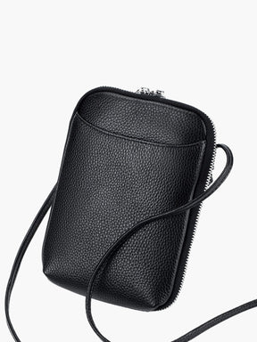 Vue de face sac en cuir noir luxe étoile