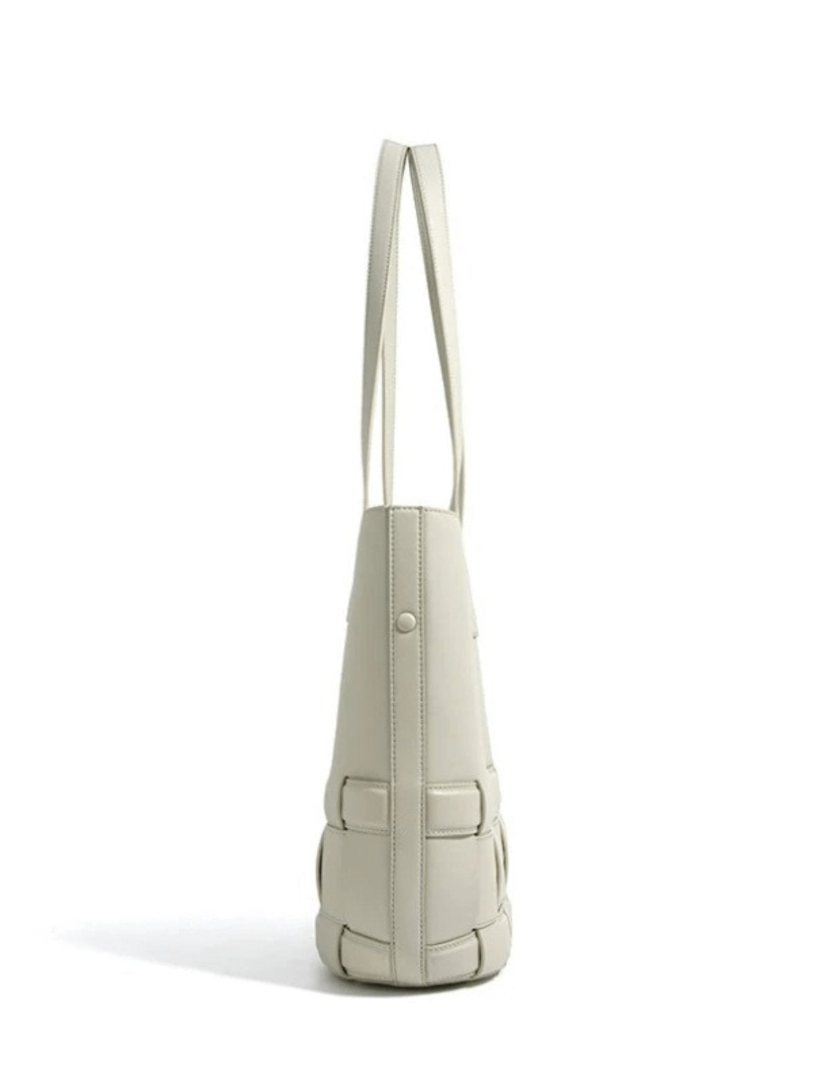 Sac en cuir beige détail fermeture nuage