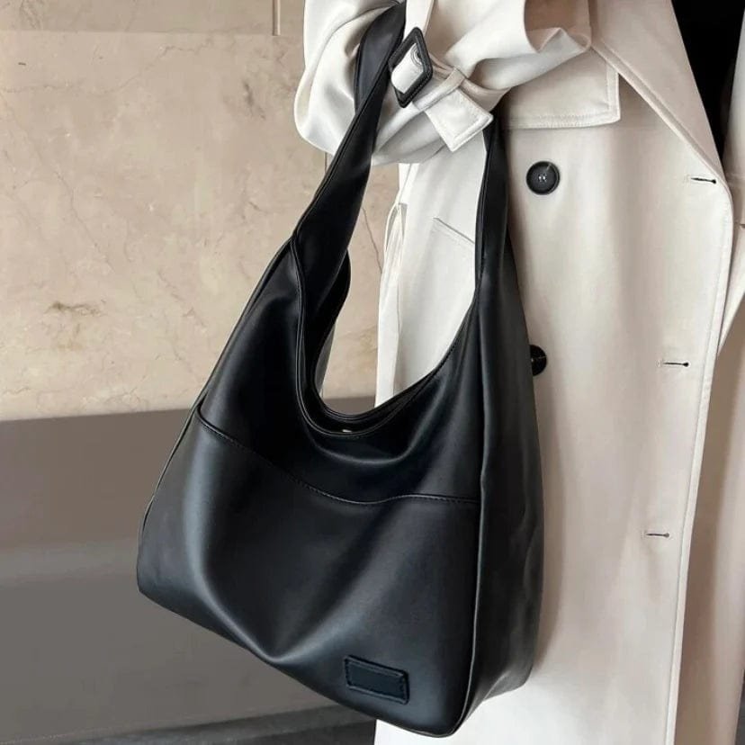 Sac porté épaule style vintage grâce
