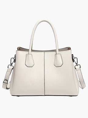Détail cuir du sac grâce