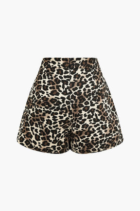 Short léopard taille haute détail tissu nuage