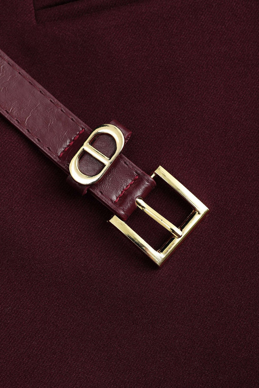 Short taille haute bordeaux vue côté étoile