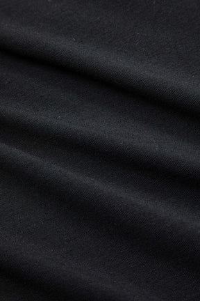 Détail motif dentelle t-shirt noir diamant