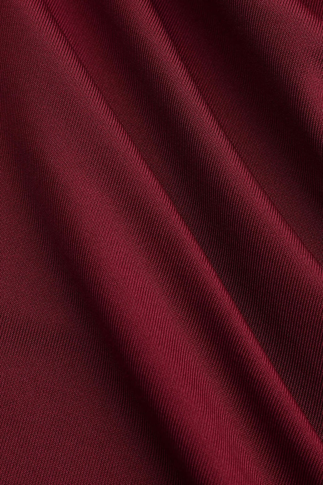 Top asymétrique bordeaux vue d'ensemble pluie