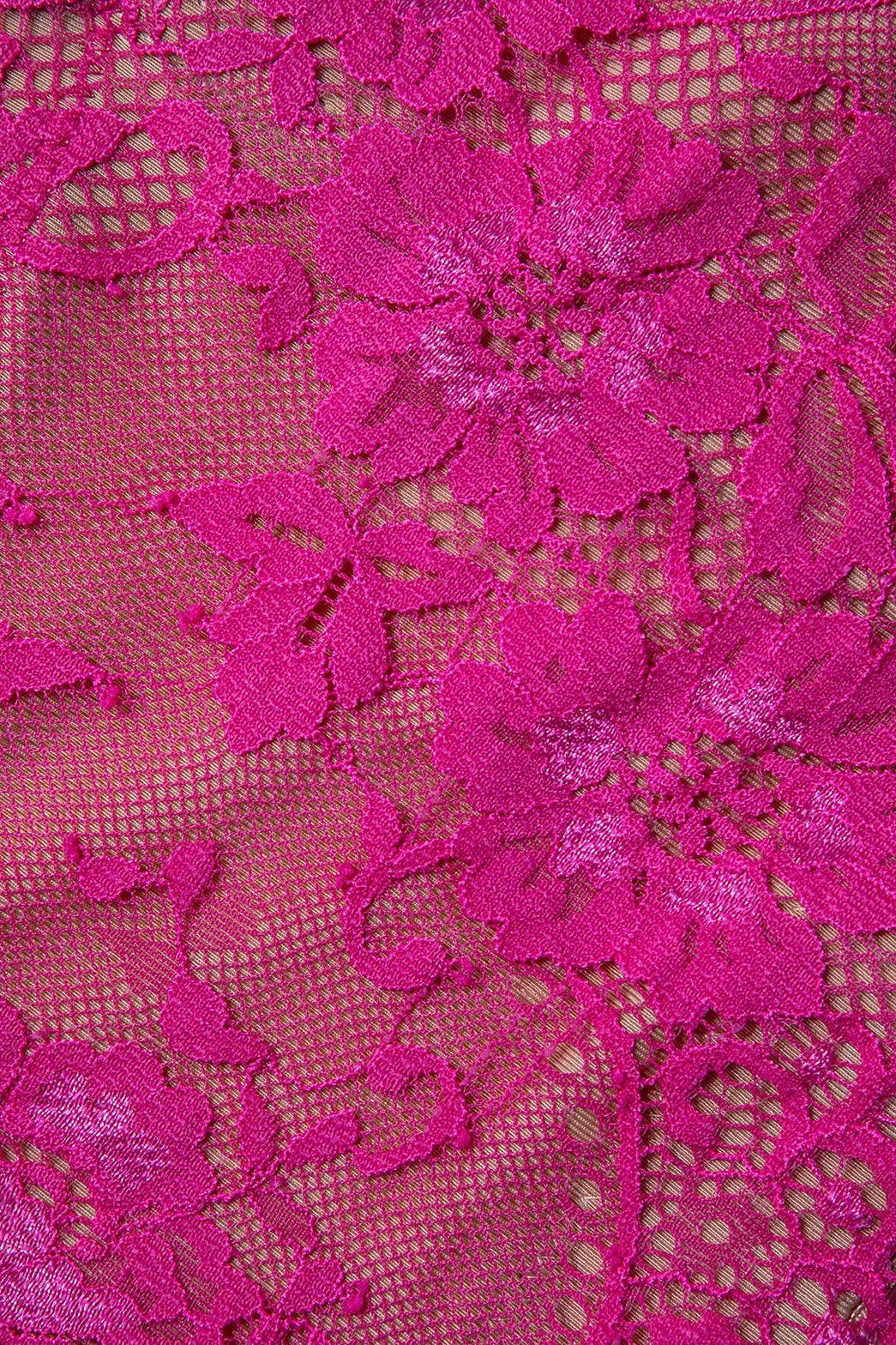 Top bustier dentelle détail finition rosée