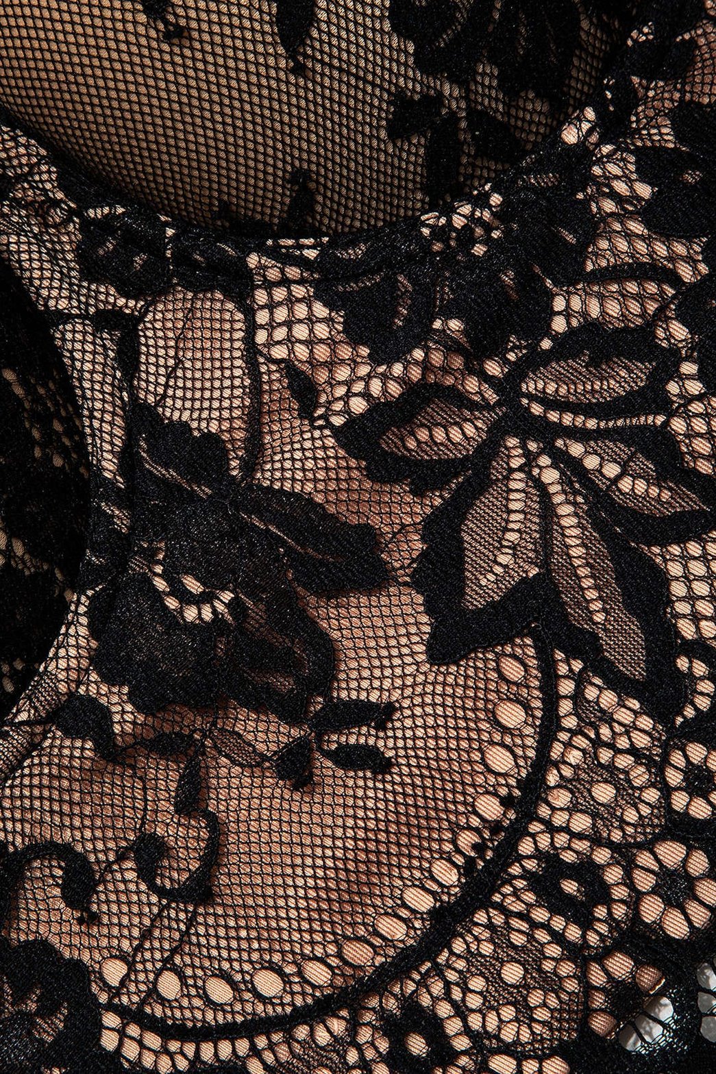 Top bustier dentelle vue rapprochée vague
