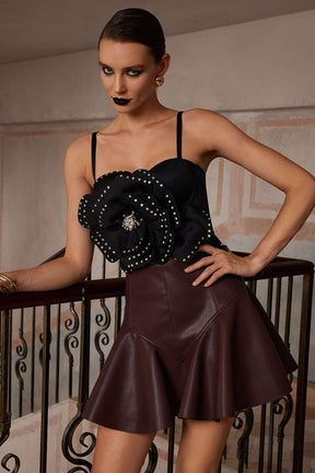 Top bustier noir porté style légèreté