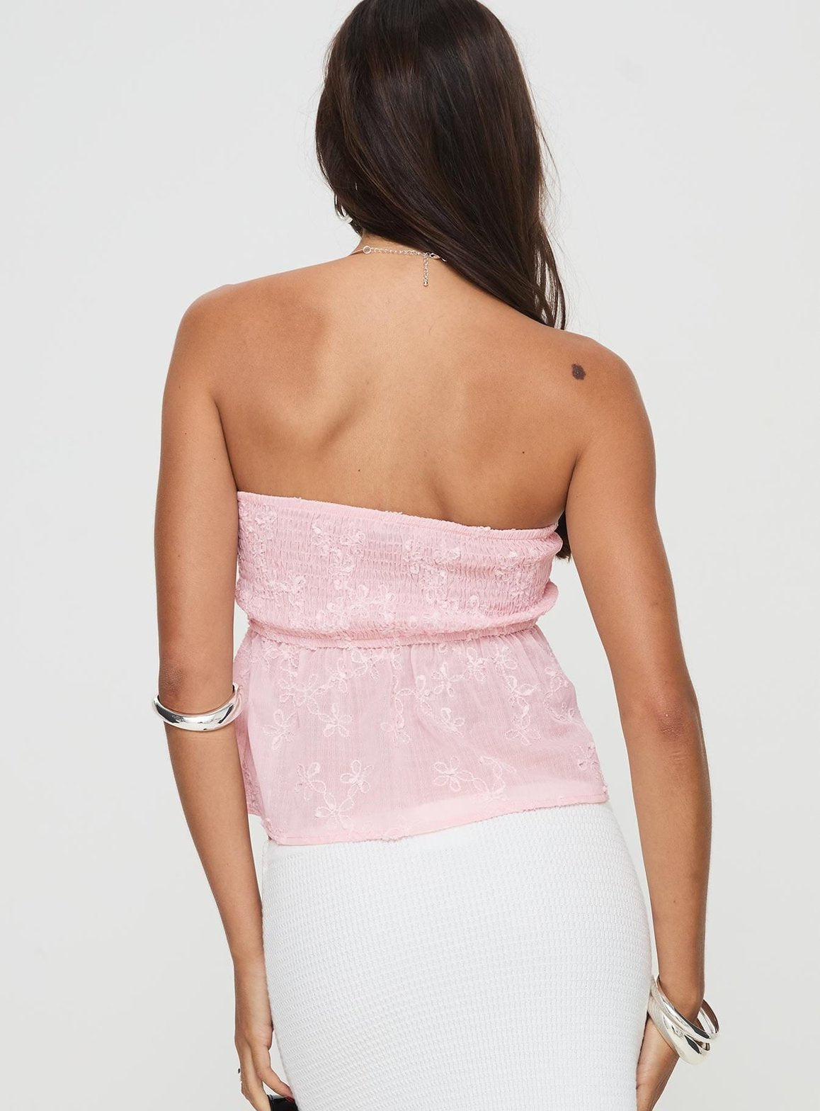 Vue de dos du top bustier rose brise