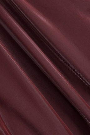 Top cami effet cuir bordeaux détail des bretelles vent