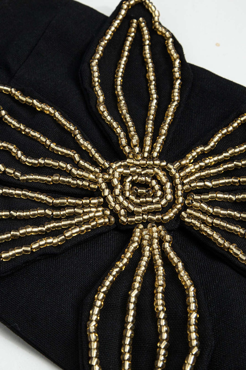 Top court à bretelles avec appliqué floral lune