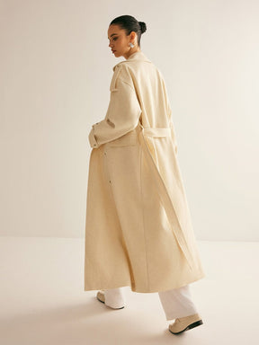 Trench beige détail de la ceinture douceur