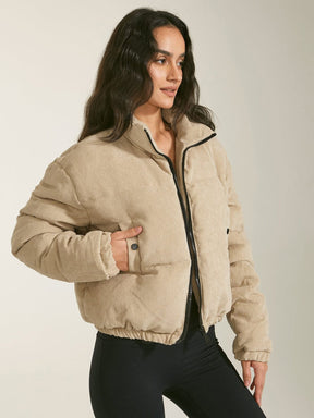 Veste matelassée beige tendance pop