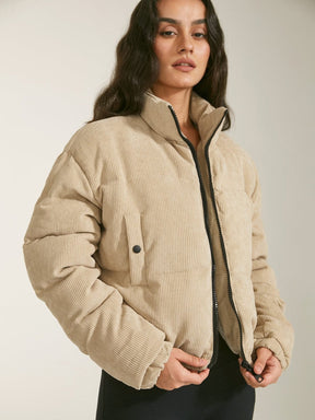 Veste bouffante côtelée beige élégante zesty
