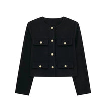Veste boutonnée style parisien élégance