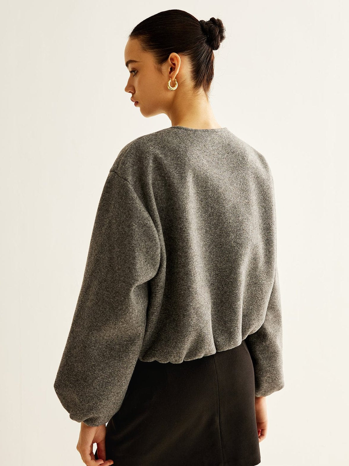 Veste grise manches bouffantes tendance