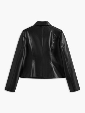 Vue de profil veste courte noire à boutons chic