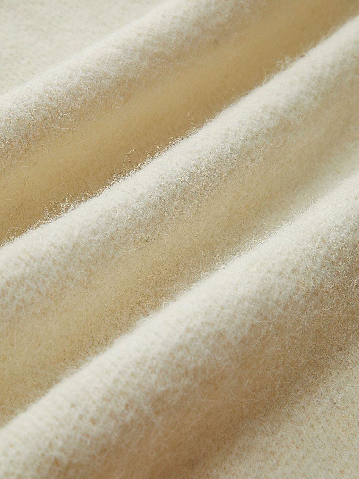 Veste tricotée boutons décoratifs chic
