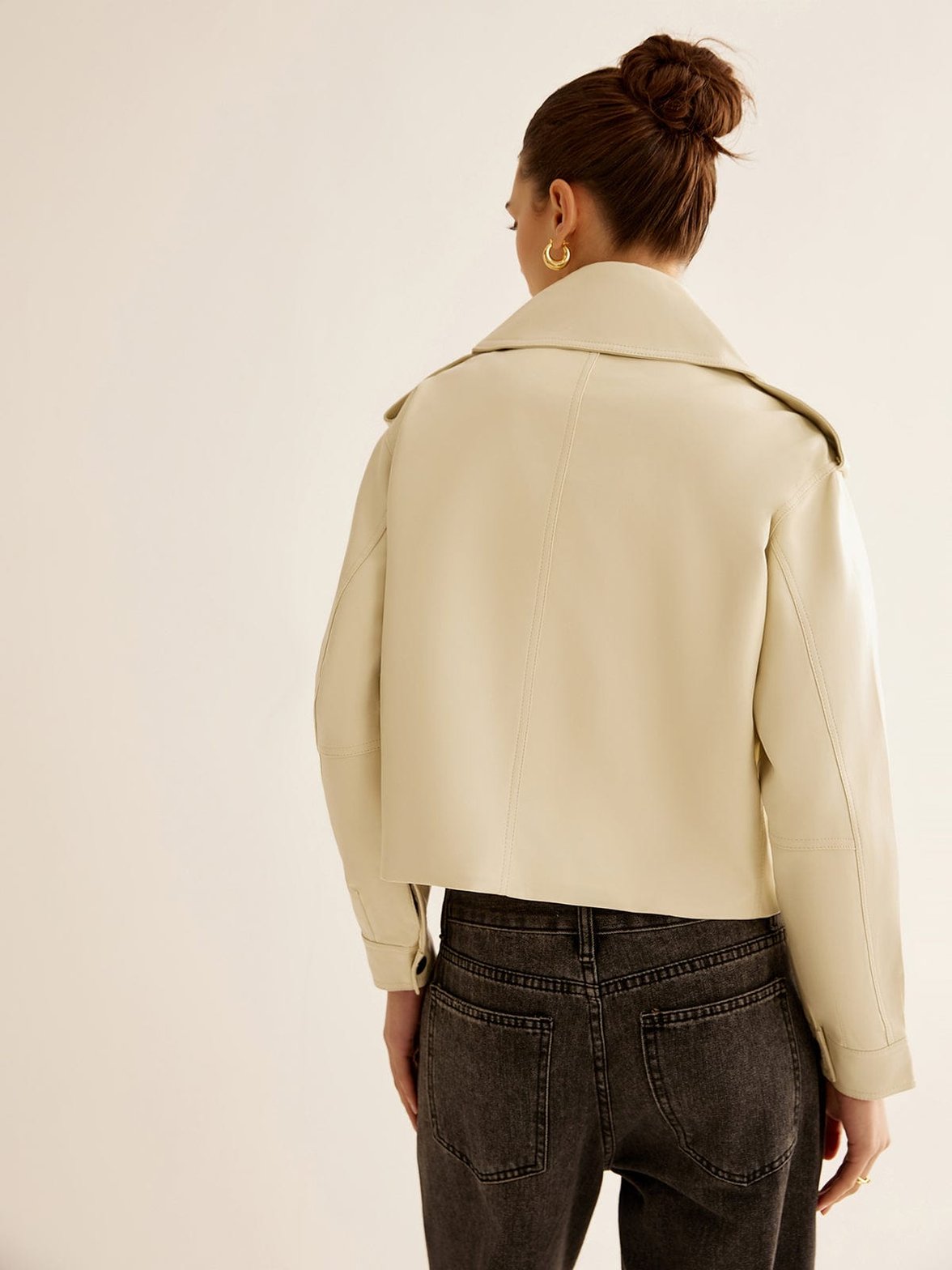 Veste oversize beige détail manche pluie