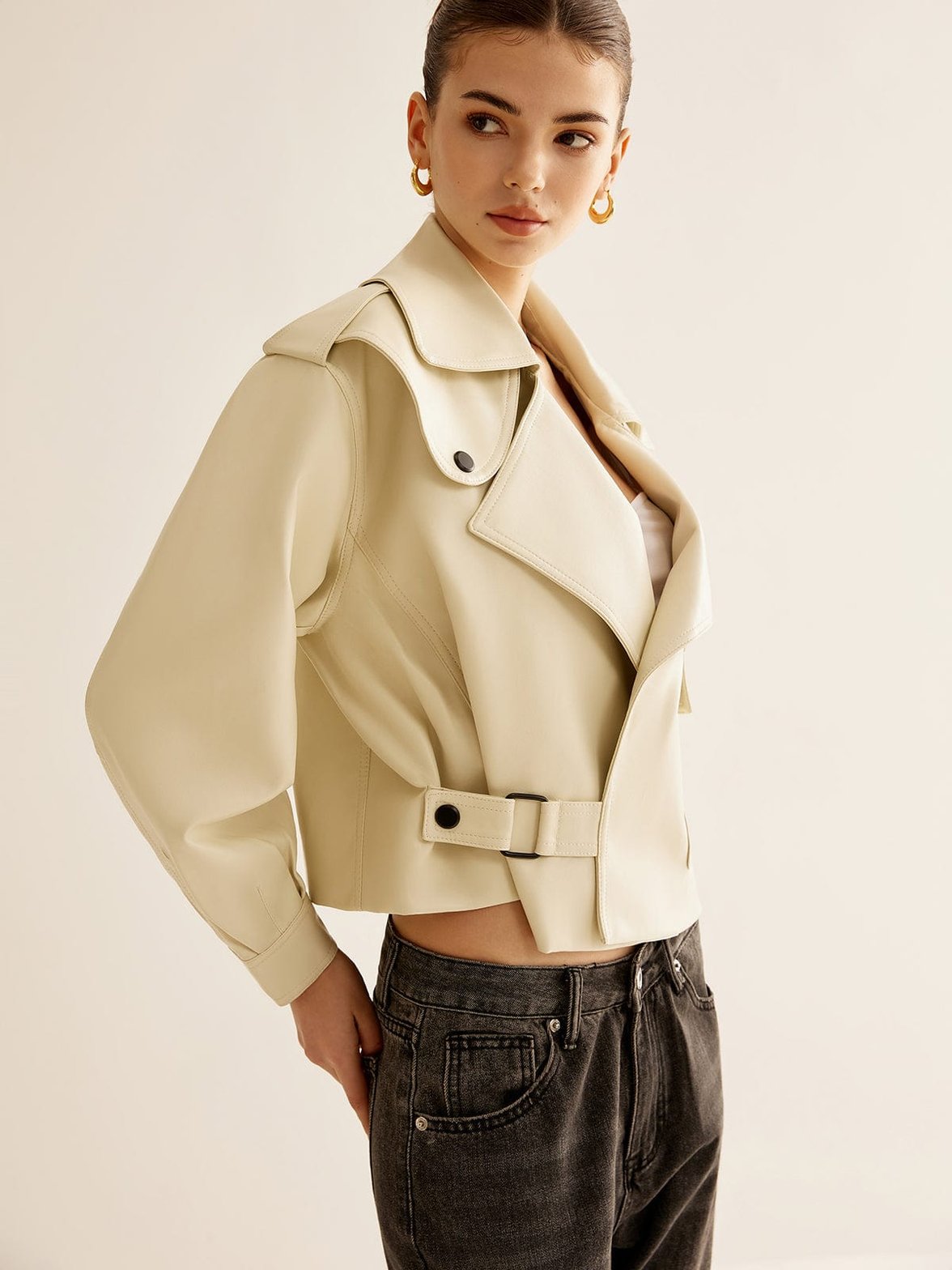 Veste oversize beige vue portée vent