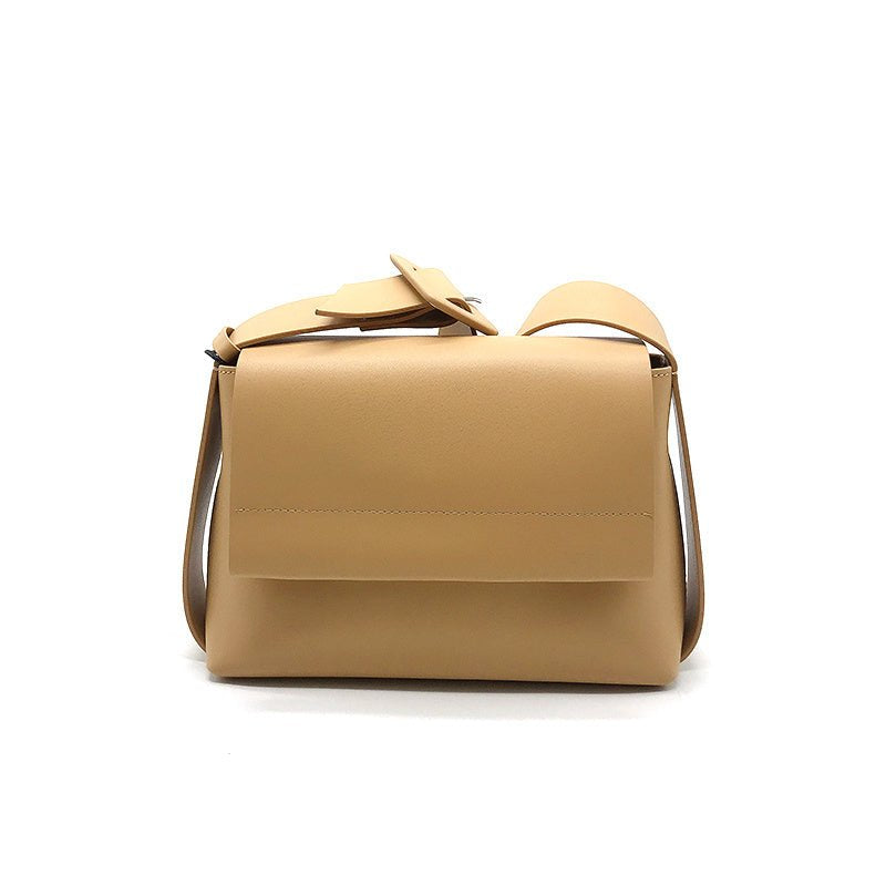 Sac bandoulière cuir beige jolieandjuliette élégant minimaliste fermeture originale