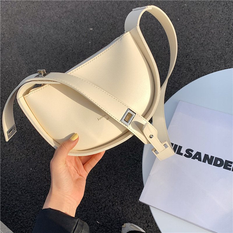 Sac bandoulière cuir crème jolieandjuliette design épuré minimaliste élégant