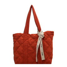 Sac cabas matelassé rouge brique jolieandjuliette avec ruban logo tendance