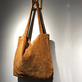 Sac cabas velours côtelé camel jolieandjuliette spacieux et tendance